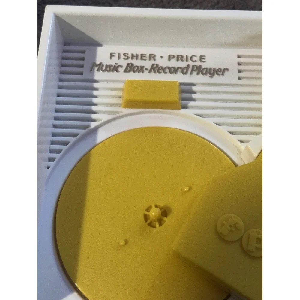 VTG Fisher Price Recorder Player 2014 Plus 4 Records Works Great